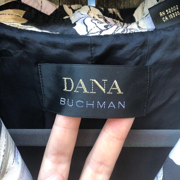 Dana Buchman 100% Silk Floral Jacket Size 8 Black White Snap Closure - Picture 4 of 16